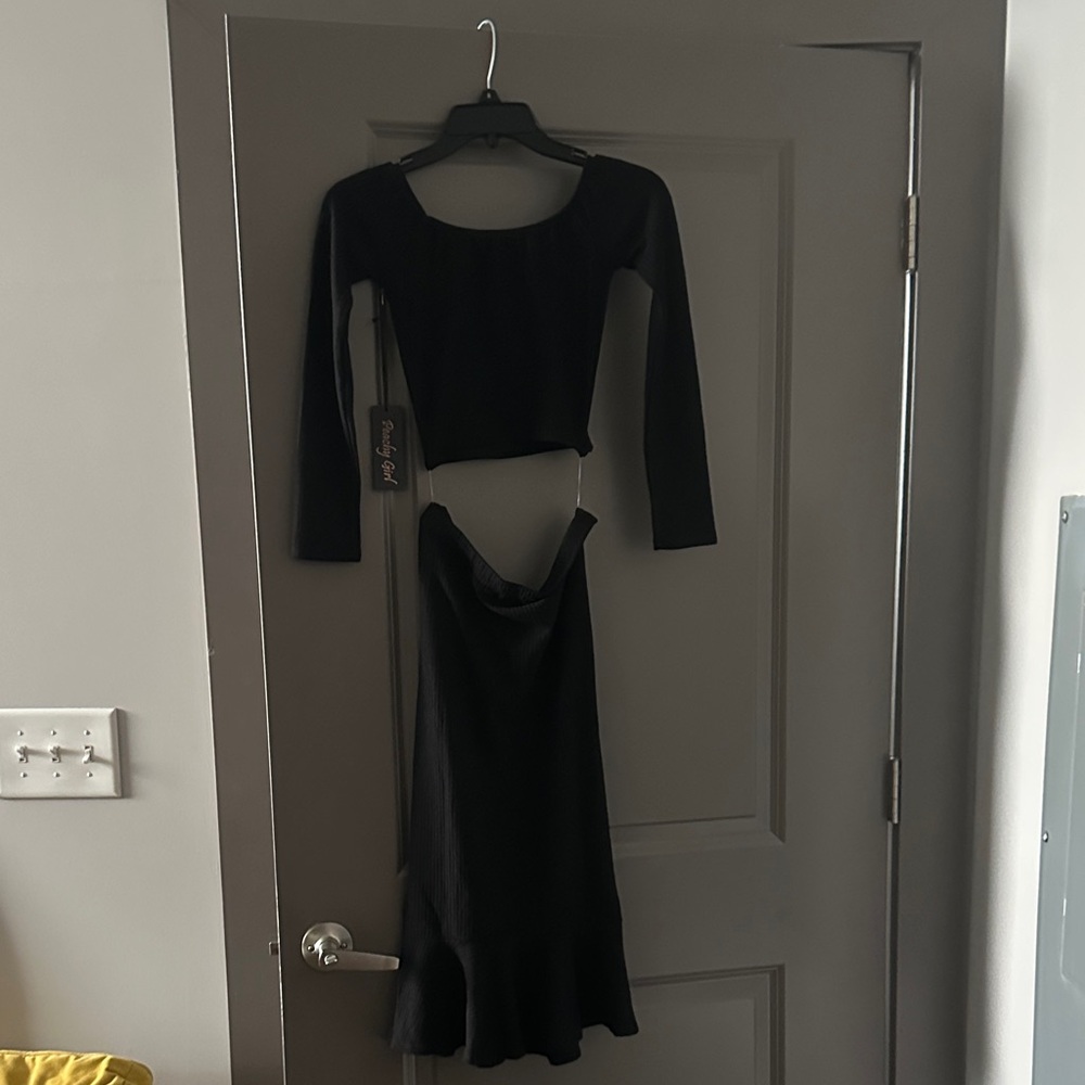 Elegant Black Long Sleeve Dress